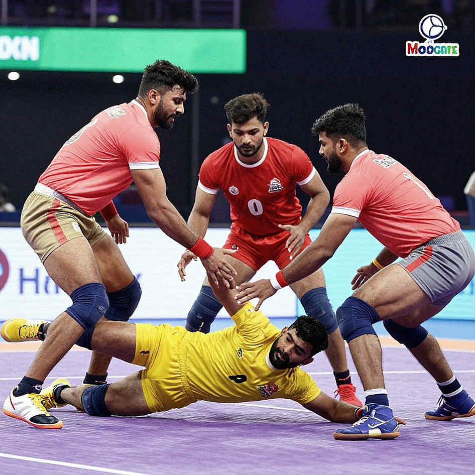 নড়বড়ে ঢালের নীরব হিসাব: এশিয়ান গেমসে ইরানের মুখোমুখি হওয়ার আগে ভারতের কাবাডি প্রতিরক্ষা যে ফাইল নিজেই খুলে দিল