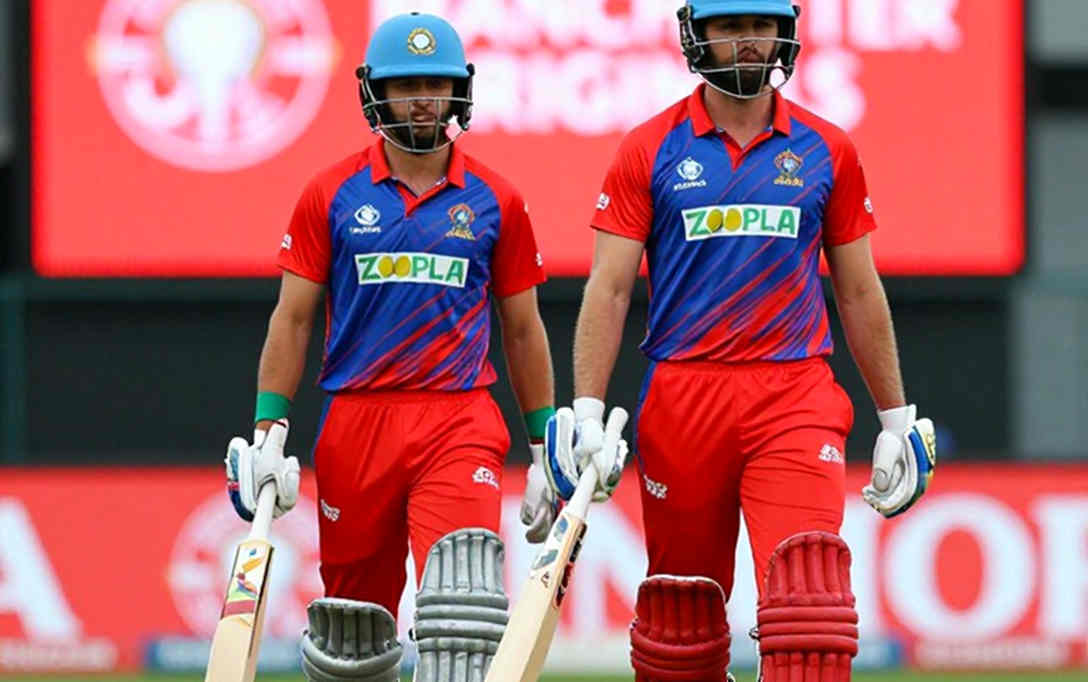 জলের বাহকের পথ: বিশ্বকাপের ছায়ায় যারা তাল ধরে রাখে জলের বাহকের পথ: বিশ্বকাপের ছায়ায় যারা তাল ধরে রাখে