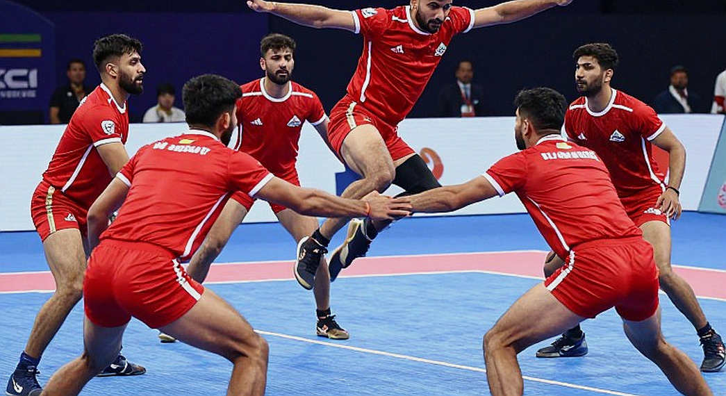 হুইসেলের আগে সাত নাম: পাওয়ান সেহরাওয়াত শুরু থেকে বাদ, আর যে প্রশ্নটা কেউ করল না
