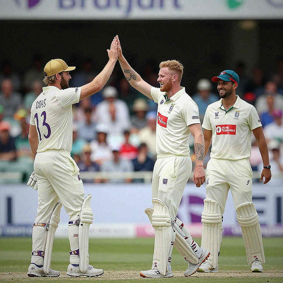 ফ্লাডলাইটের নিচে খালি খাতা: ট্রান্সফার উইন্ডো, গুজবের বাজার আর যাচাইয়ের নীতিশাস্ত্র