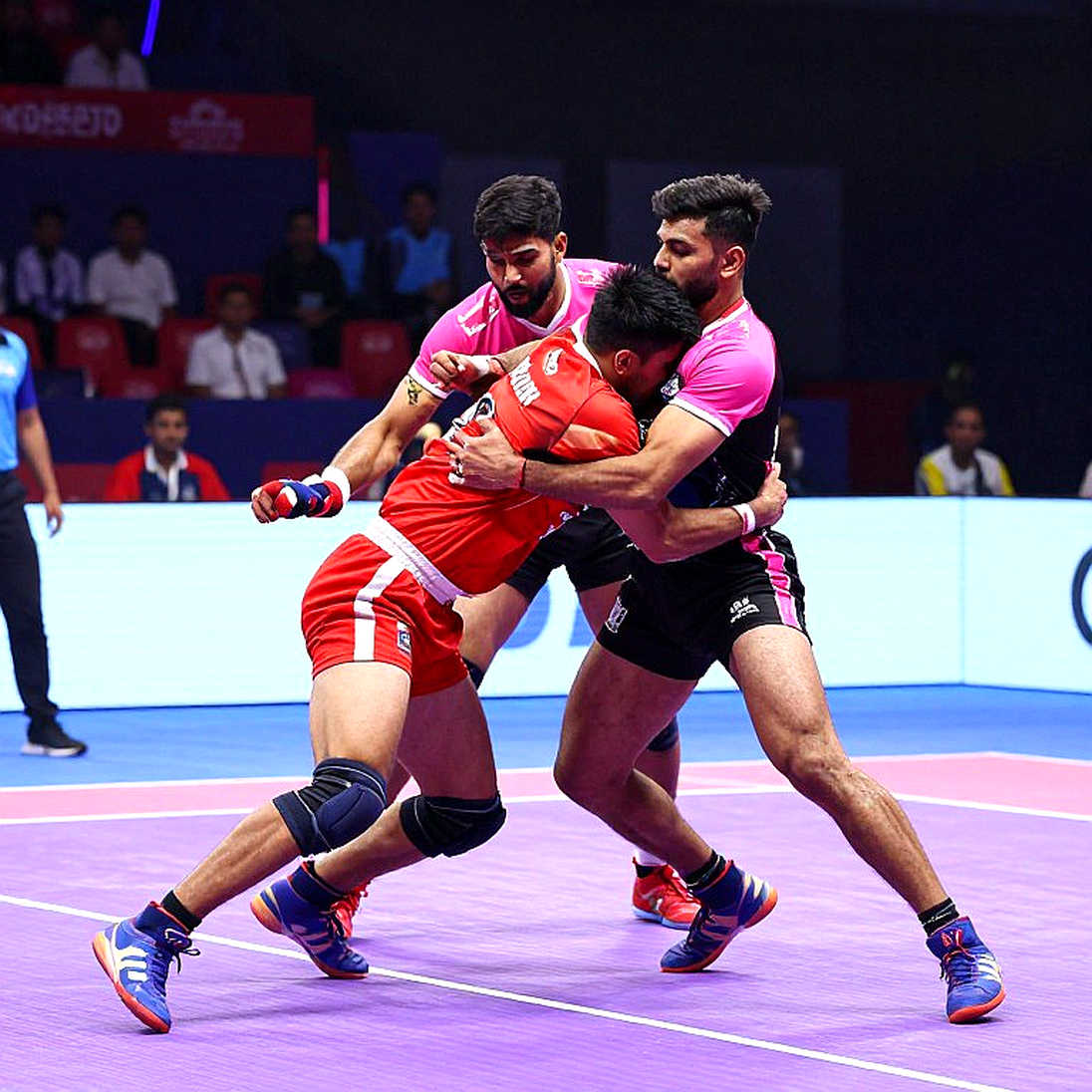 হাফটাইমে ১৪, শেষে ২৪: নেপালকে উড়িয়ে ফাইনালে ভারত, তবু স্কোরলাইনটাই সবচেয়ে বড় প্রতারণা