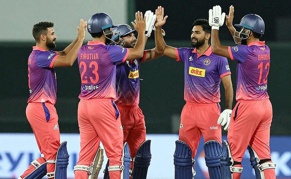 The Transfer Window's Real Scoreboard: Contracts, Clauses and a Fast Bowler's Shoulder The Transfer Window's Real Scoreboard: Contracts, Clauses and a Fast Bowler's Shoulder